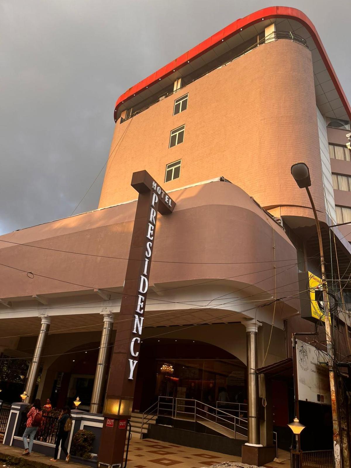 Presidency Kochi City Centre Eksteriør billede