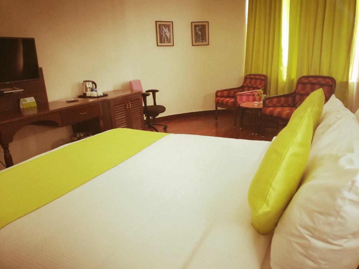 Presidency Kochi City Centre Eksteriør billede