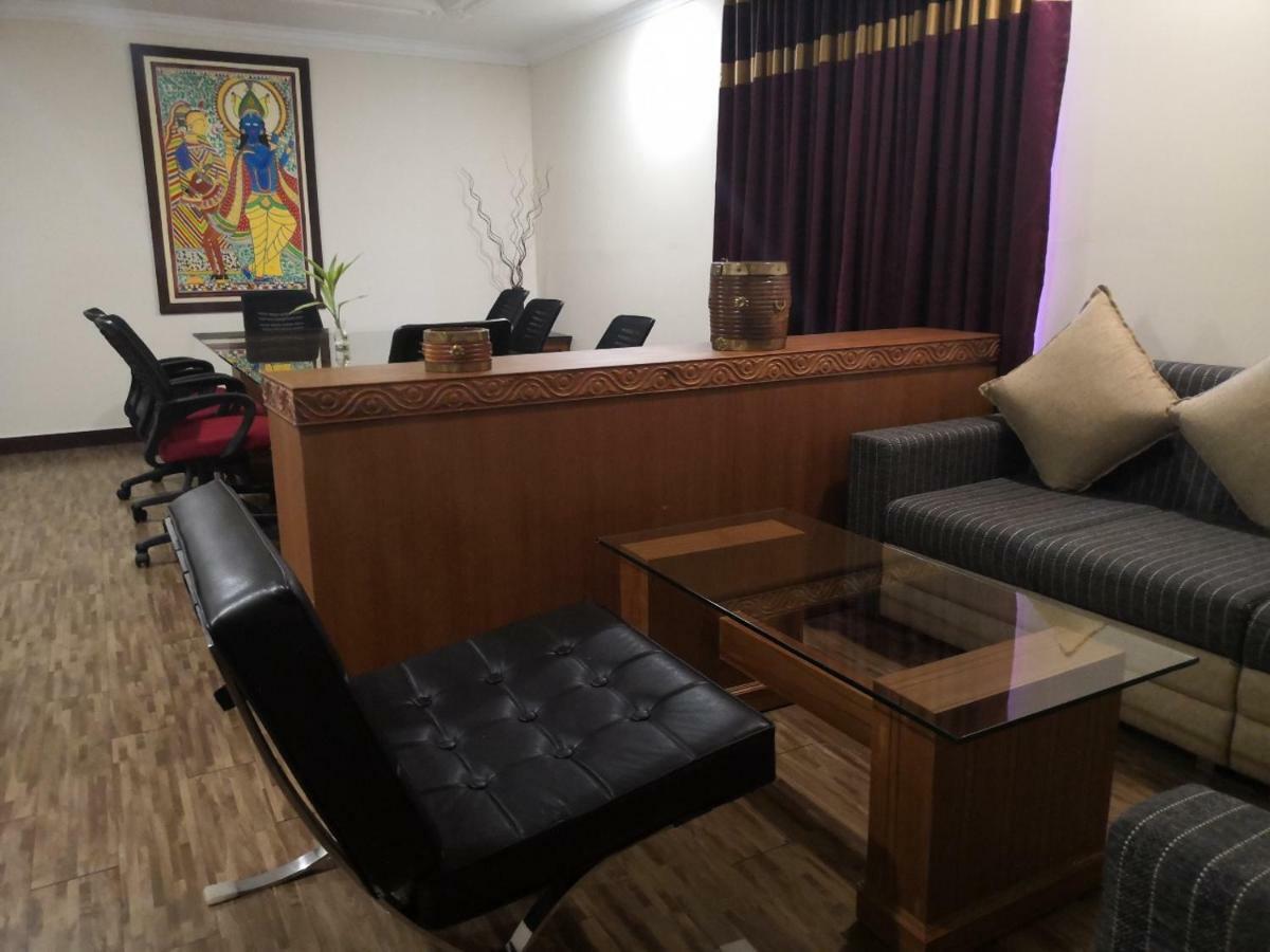 Presidency Kochi City Centre Eksteriør billede