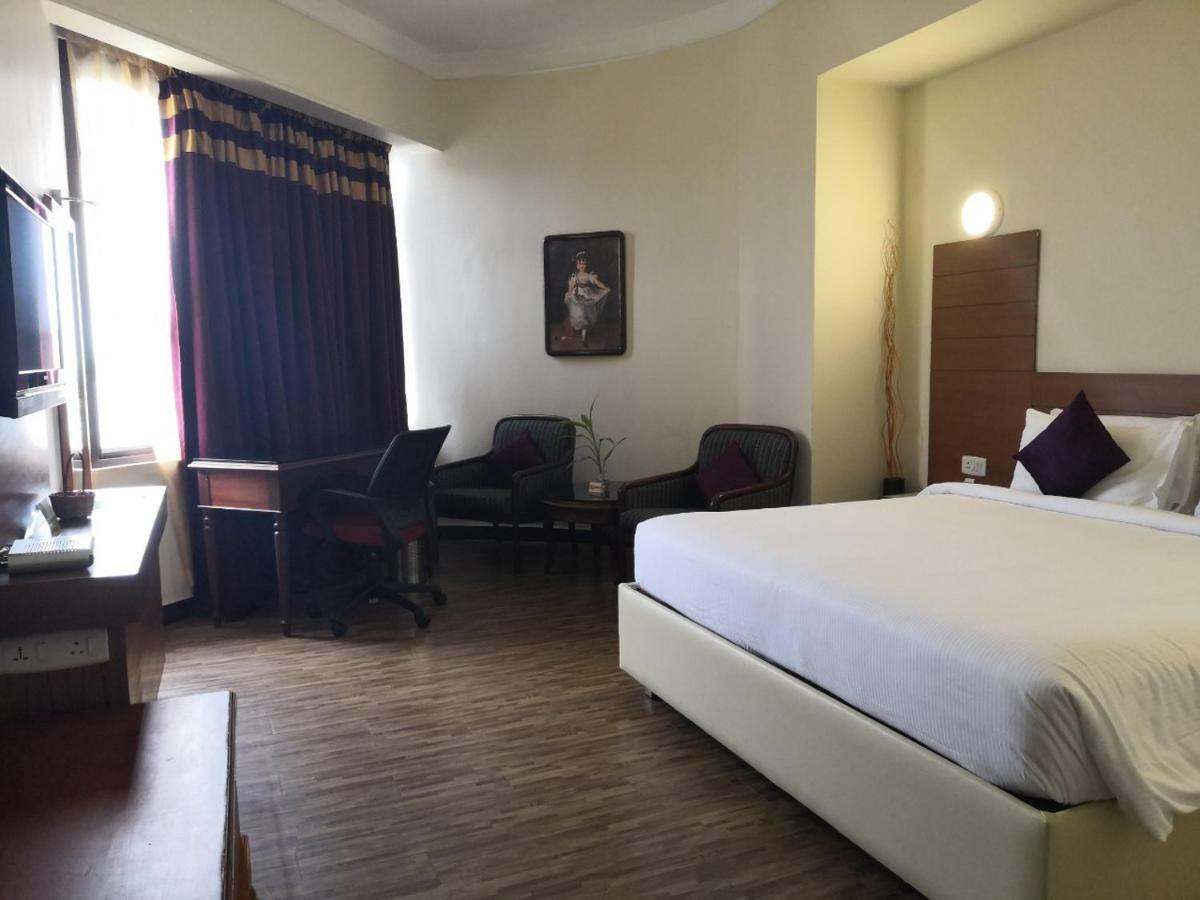 Presidency Kochi City Centre Eksteriør billede