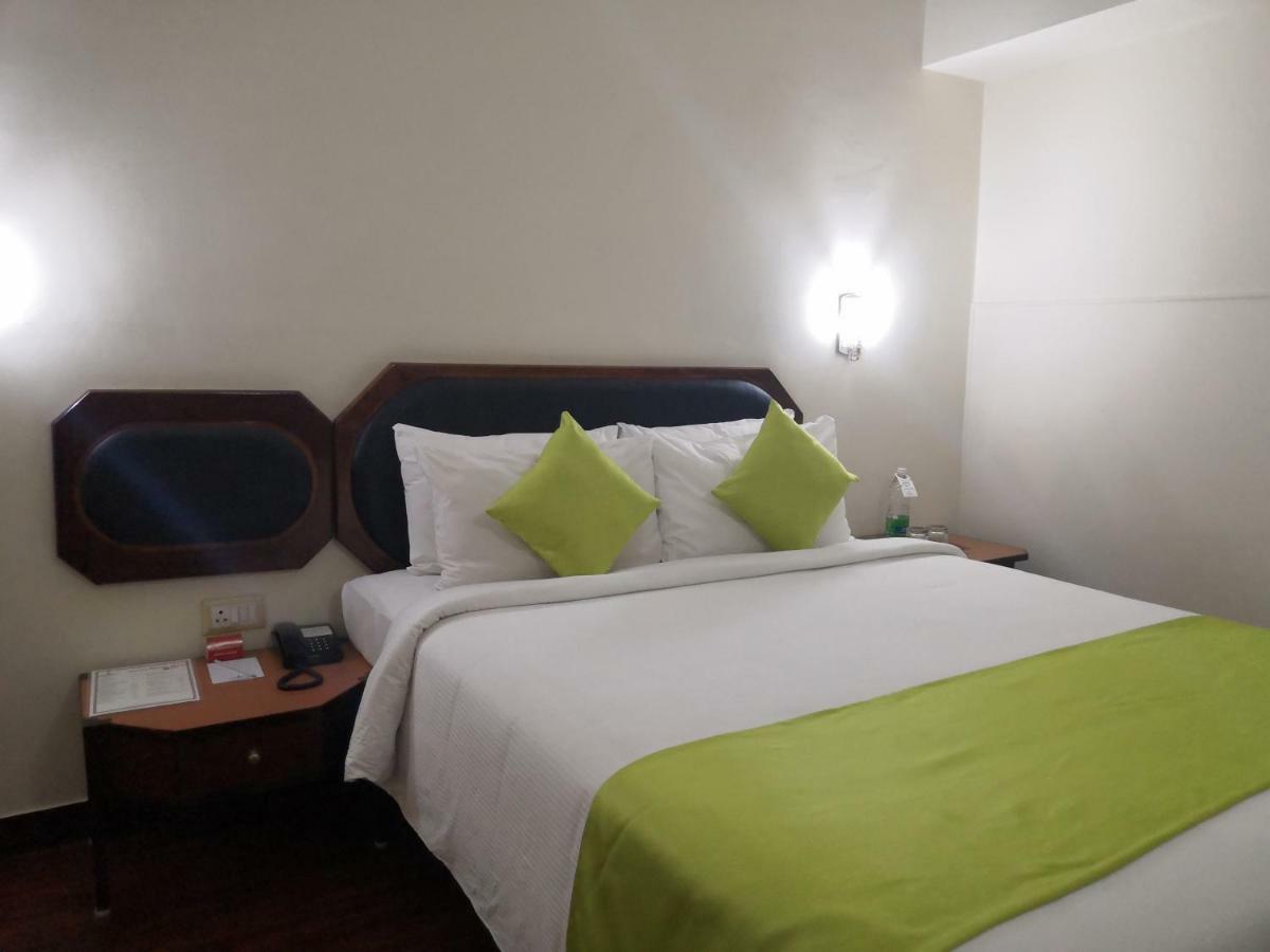 Presidency Kochi City Centre Eksteriør billede
