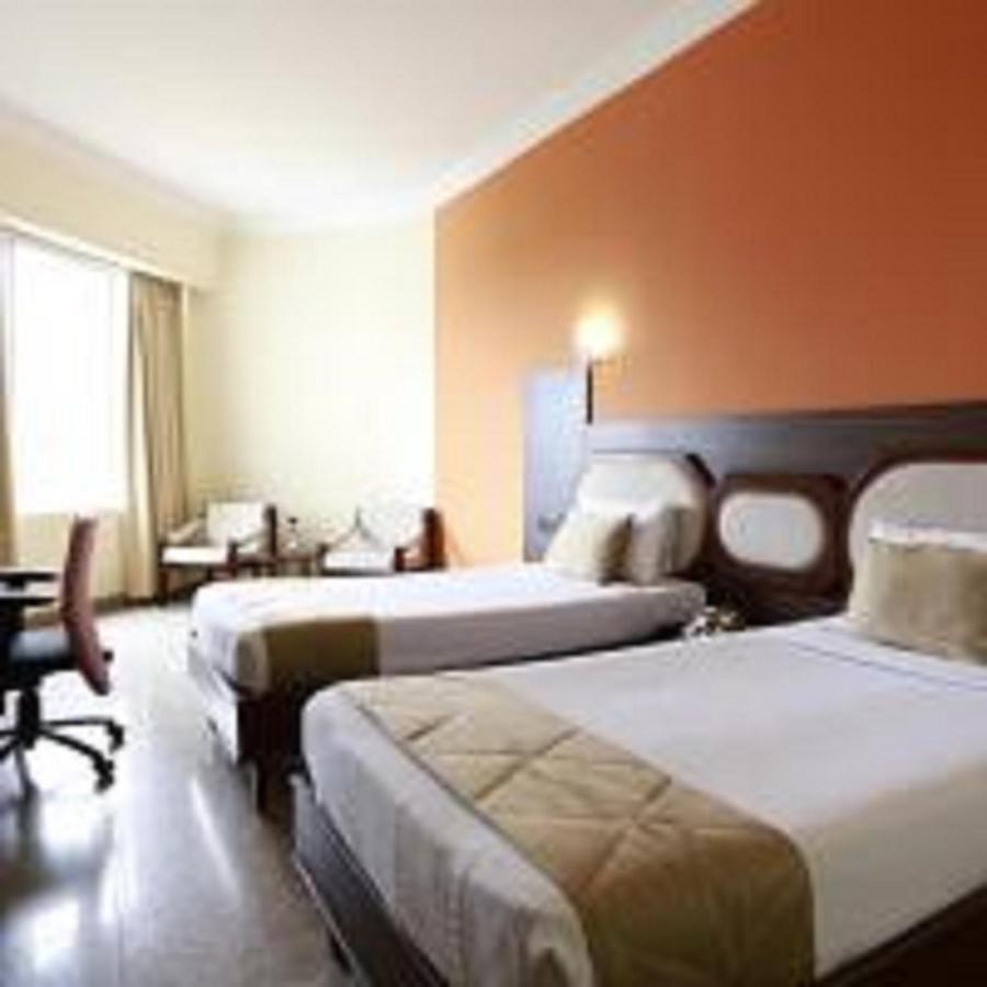 Presidency Kochi City Centre Eksteriør billede